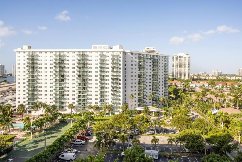 Ocean Reserve Sunny Isles 11Th Str-02330 Apartment Miami Beach Ngoại thất bức ảnh