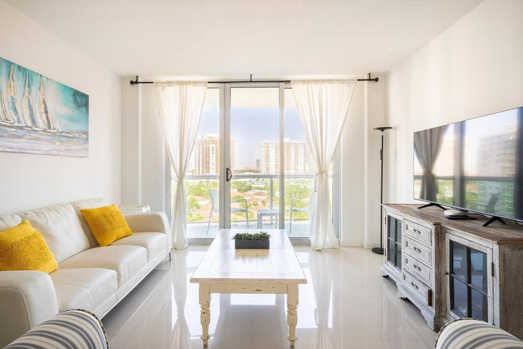 Ocean Reserve Sunny Isles 11Th Str-02330 Apartment Miami Beach Ngoại thất bức ảnh
